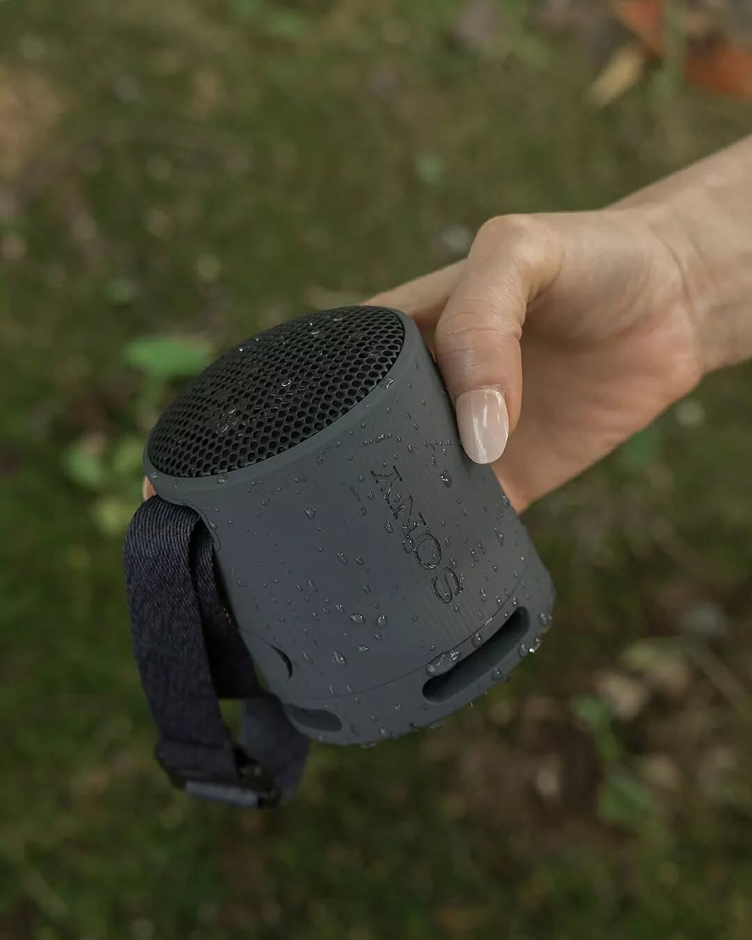 Speaker sony xb100