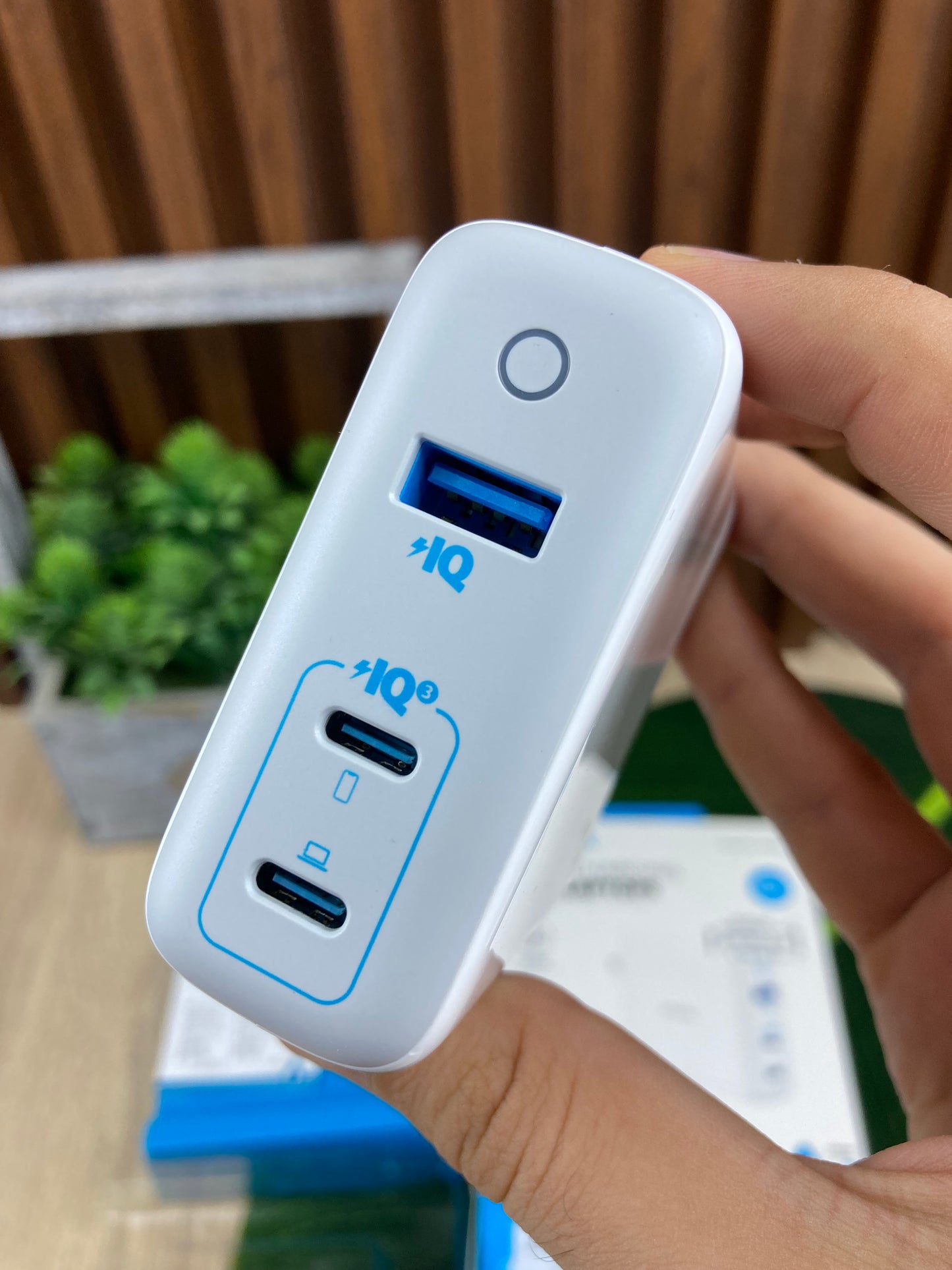 Anker power port lll elite 65w